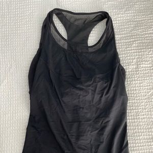 Lululemon tank with built in bra